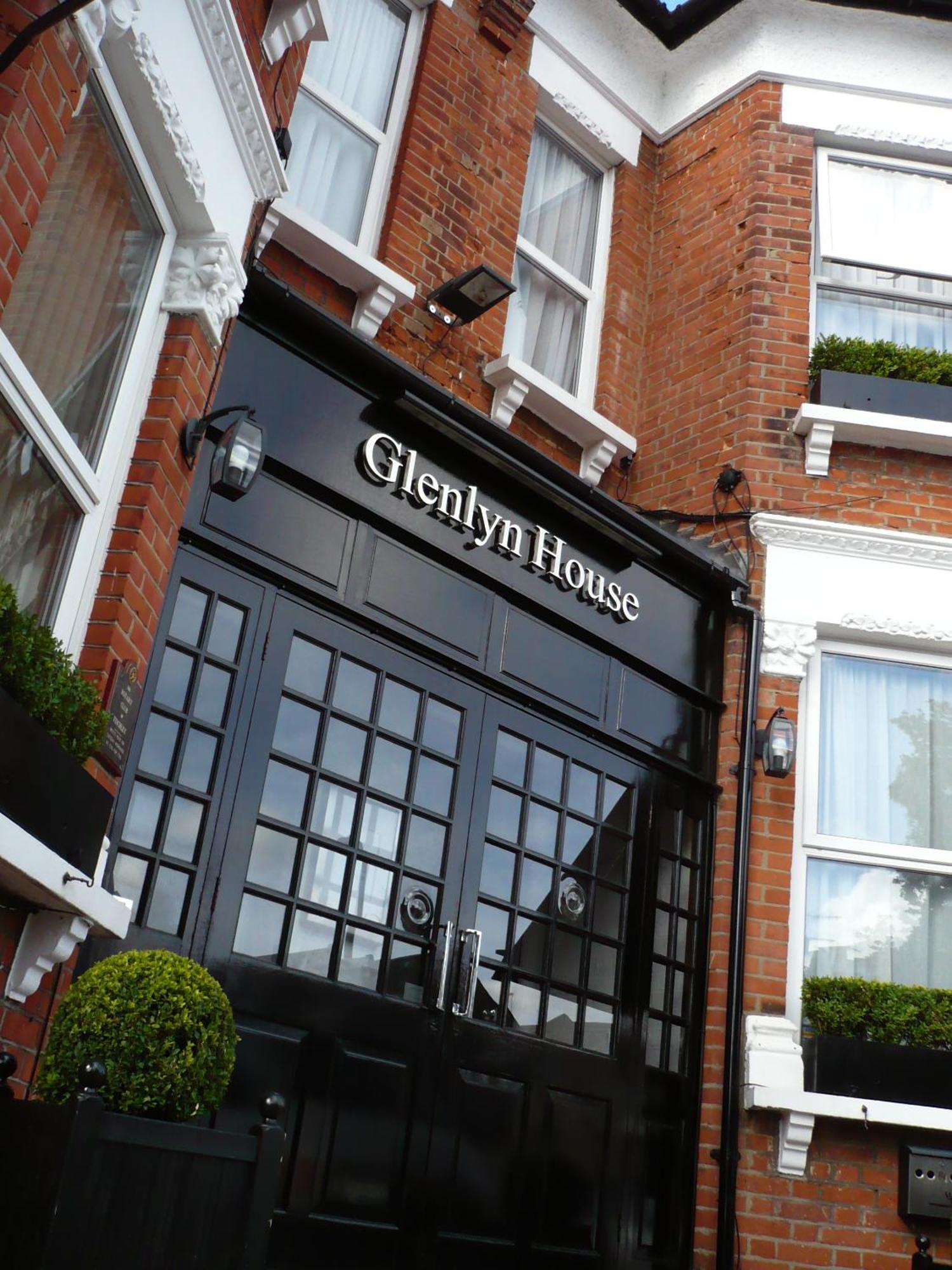 Glenlyn & Bed & Breakfast London