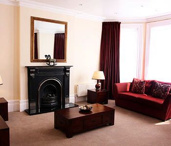 Glenlyn & 3* London