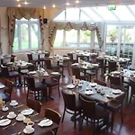 Glenlyn Hotel & Apartments
